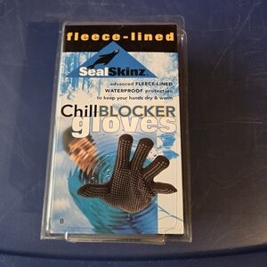 New in box SealSkinz fleece-lined waterproof "ChillBLOCKER" gloves